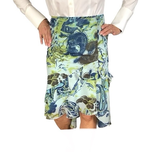 Mexx blue & green pattern slant skirt size 8 fully lined ruffles towards hem - Picture 1 of 5